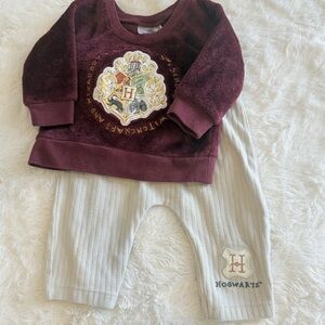Hogwarts Fleece Infant Sweatshirt Pants Harry Potter 2 pc Set Sz 6-9 Mo. BAA